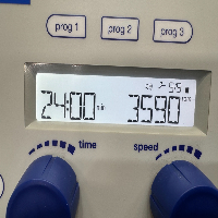 Eppendorf 5425 Centrifuge image 2